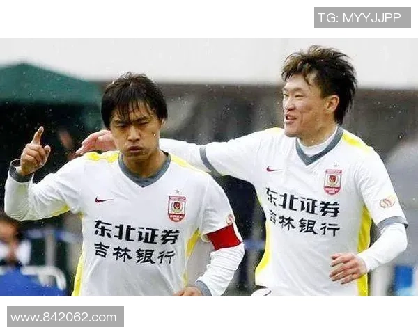 韩国足球明星的国籍背景与他们的职业生涯发展探讨